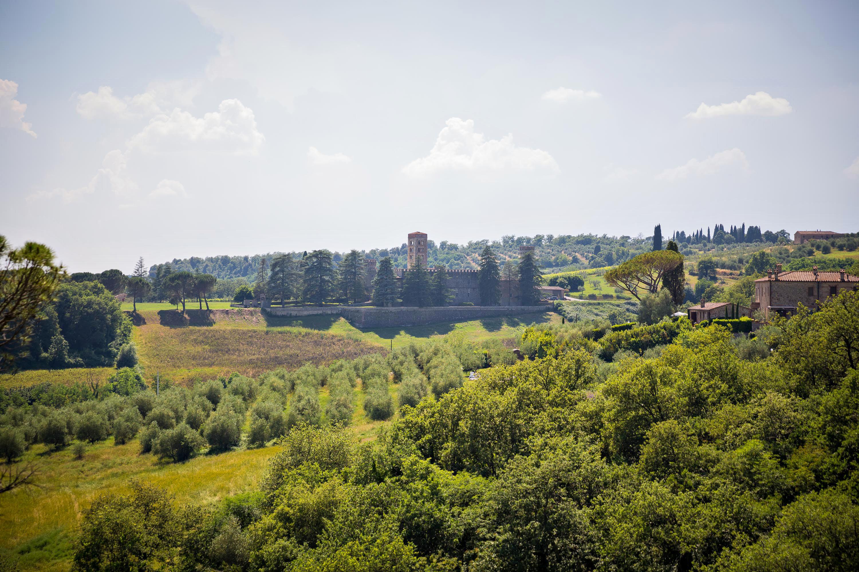 Castel Monastero - The Leading Hotels Of The World Castelnuovo Berardenga Esterno foto
